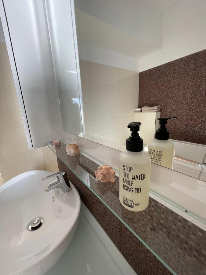 First Row To The Sea Apartment Opatija Bagian luar foto